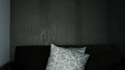 mateo_zeus online show from 12/18/24, 07:04