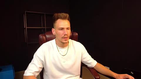 Snapshot of mateobenjamin chatting on 12/08/24, 05:22 MateoBenjamin online show from 12/08/24, 05:22