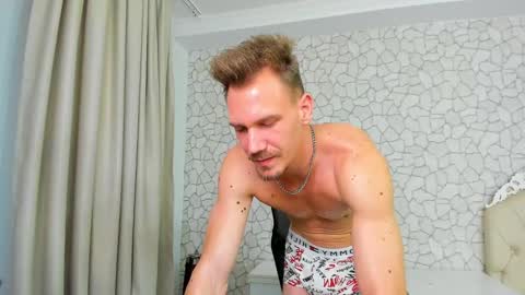 Snapshot of mateobenjamin chatting on 01/28/25, 09:29 MateoBenjamin online show from 01/28/25, 09:29