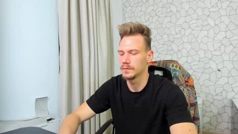 Snapshot of mateobenjamin chatting on 02/02/25, 03:49 MateoBenjamin online show from 02/02/25, 03:49