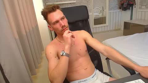 Snapshot of mateobenjamin chatting on 03/08/25, 12:20 MateoBenjamin online show from 03/08/25, 12:20