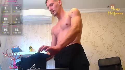 Snapshot of mateobenjamin chatting on 10/23/25, 11:42 MateoBenjamin online show from 10/23/25, 11:42