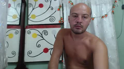 Snapshot of matheo_stone chatting on 03/15/26, 04:02 Matheo Stone online show from 03/15/26, 04:02