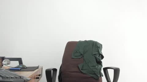 Matheus     online show from 01/11/25, 07:27