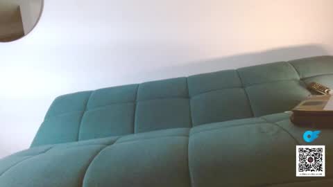 STRURIBE ON INSTAGRAM online show from 09/23/25, 02:03