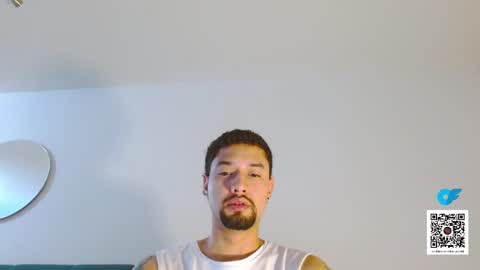 STRURIBE ON INSTAGRAM online show from 11/22/25, 02:43