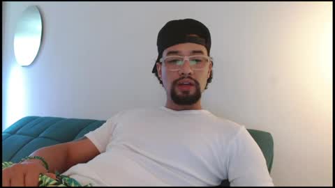 Snapshot of mathew444 chatting on 05/29/26, 07:56 STRURIBE ON INSTAGRAM online show from 05/29/26, 07:56