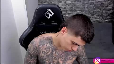 Mathew Independent model online show from 04/23/26, 11:07