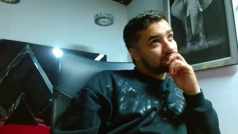 Snapshot of mathews_colton1 chatting on 10/21/25, 11:33 Mathews online show from 10/21/25, 11:33