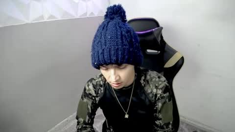 Snapshot of mathiass_twinkk_ chatting on 05/31/26, 04:53 MATHIAS online show from 05/31/26, 04:53
