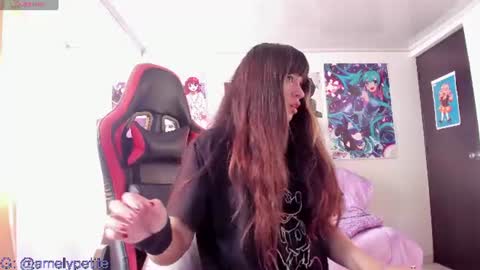 Mathilda Lapetite online show from 06/10/26, 07:13
