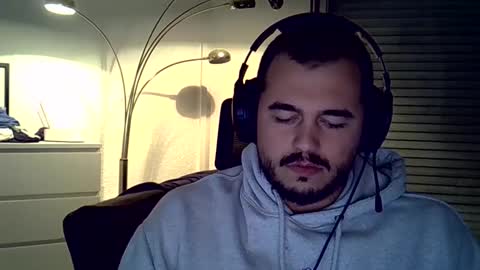 Snapshot of mathou34 chatting on 12/05/24, 06:33 Mathou online show from 12/05/24, 06:33