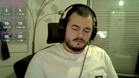 Snapshot of mathou34 chatting on 12/10/24, 07:22 Mathou online show from 12/10/24, 07:22