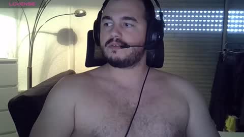 Snapshot of mathou34 chatting on 12/11/24, 10:25 Mathou online show from 12/11/24, 10:25