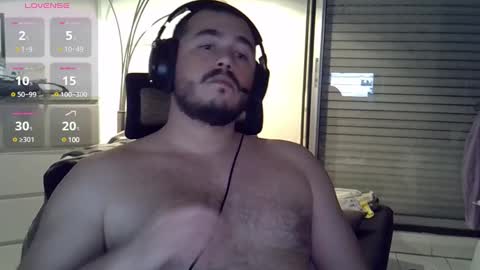 Snapshot of mathou34 chatting on 12/17/24, 06:09 Mathou online show from 12/17/24, 06:09