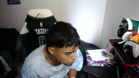 Snapshot of matias_bianco01 chatting on 09/30/25, 06:57 matias online show from 09/30/25, 06:57