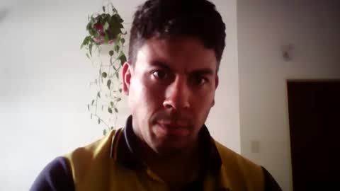 Snapshot of matifolk chatting on 11/21/25, 08:18 matifolk online show from 11/21/25, 08:18