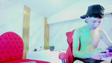 Mathius y Tonny  online show from 05/16/26, 07:56