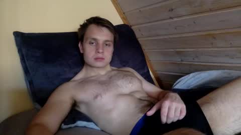 Snapshot of matko1492 chatting on 05/18/26, 04:51 matko1492 online show from 05/18/26, 04:51
