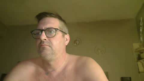 matrike1 online show from 04/19/26, 06:10