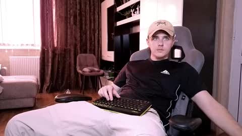 Matt online show from 02/12/25, 12:33