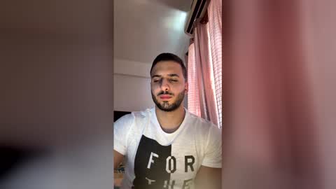 Snapshot of matt_broudy_ chatting on 03/03/26, 04:46 matt_broudy_ online show from 03/03/26, 04:46