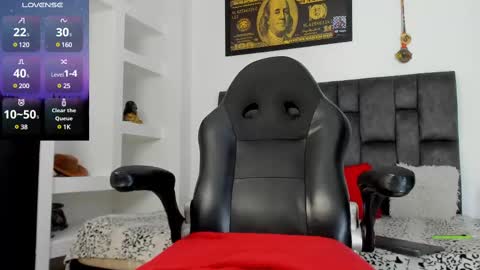 Snapshot of matt_rodriguez92 chatting on 02/10/25, 11:04 matt rodriguez92 online show from 02/10/25, 11:04