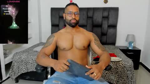 Snapshot of matt_rodriguez92 chatting on 11/14/25, 09:46 matt rodriguez92 online show from 11/14/25, 09:46