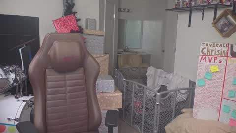 Matt Cash online show from 12/20/25, 02:07