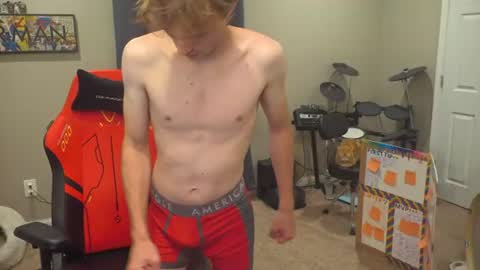 Snapshot of mattcashxxx chatting on 06/12/26, 01:15 Matt Cash online show from 06/12/26, 01:15