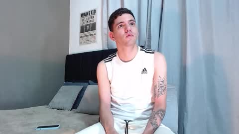 Snapshot of matteo12_ chatting on 11/15/25, 05:16 ---Matteo--- online show from 11/15/25, 05:16