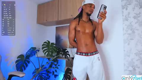 Snapshot of matteo_777 chatting on 07/17/26, 01:12 Mateo online show from 07/17/26, 01:12