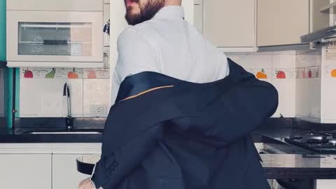 Matteo simpson online show from 11/08/25, 12:00