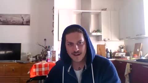 matteushh87 online show from 02/04/25, 09:38