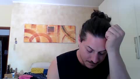 Snapshot of matteushh87 chatting on 04/27/26, 11:52 matteushh87 online show from 04/27/26, 11:52