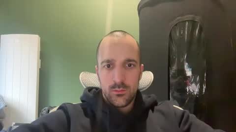 Snapshot of matthias24 chatting on 02/02/26, 12:59 M online show from 02/02/26, 12:59