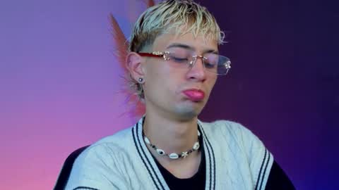 Snapshot of mattias_dantee chatting on 01/10/26, 01:51 mattias online show from 01/10/26, 01:51