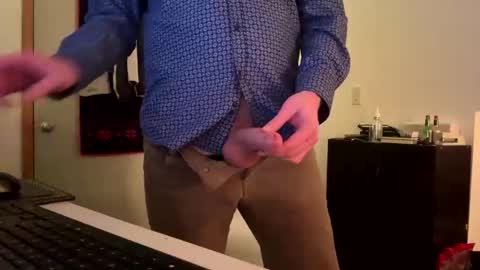 Snapshot of mattiufr chatting on 01/17/25, 11:51 Matt online show from 01/17/25, 11:51