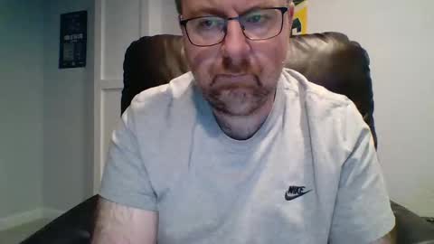 Snapshot of mattn4fun69 chatting on 05/18/26, 03:24 mattn4fun69 online show from 05/18/26, 03:24
