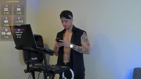 mattsaill_ online show from 09/19/25, 02:02