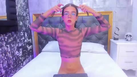 Snapshot of mattthompsonn chatting on 01/23/25, 06:35 Matt online show from 01/23/25, 06:35