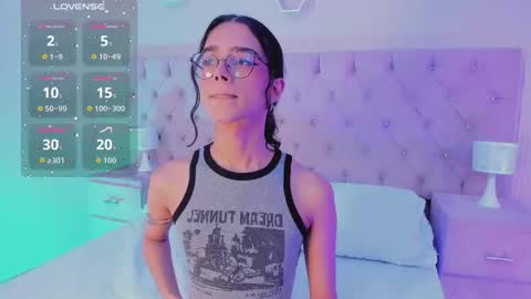 Snapshot of mattthompsonn chatting on 09/16/25, 09:49 Matt online show from 09/16/25, 09:49