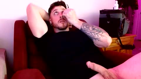 Snapshot of mattxxxceptional chatting on 05/03/26, 07:25 mattxxxceptional online show from 05/03/26, 07:25