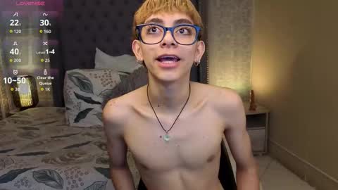 matty_spark online show from 11/03/25, 01:45