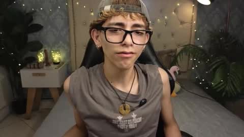 matty_spark online show from 02/28/26, 01:01