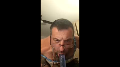Snapshot of mattyemuegg chatting on 01/09/26, 03:15 mattyemuegg online show from 01/09/26, 03:15