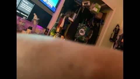 NiceBigJuicyHead online show from 09/30/25, 02:38