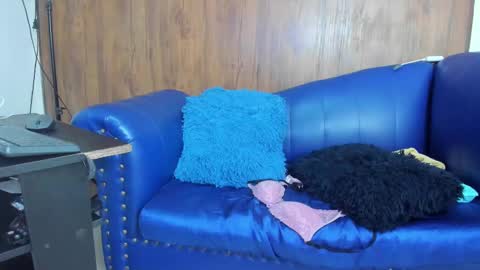 Lucy online show from 02/21/25, 03:32