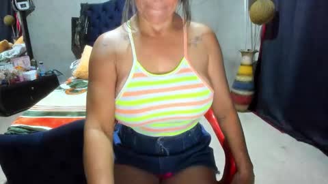 Snapshot of mature_bigboobs__ chatting on 10/03/25, 02:47 mature_bigboobs__ online show from 10/03/25, 02:47
