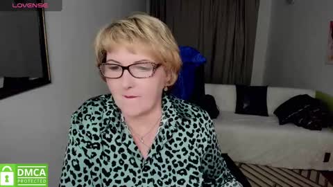 Snapshot of mature_blonde7 chatting on 01/02/25, 03:08 Lana online show from 01/02/25, 03:08